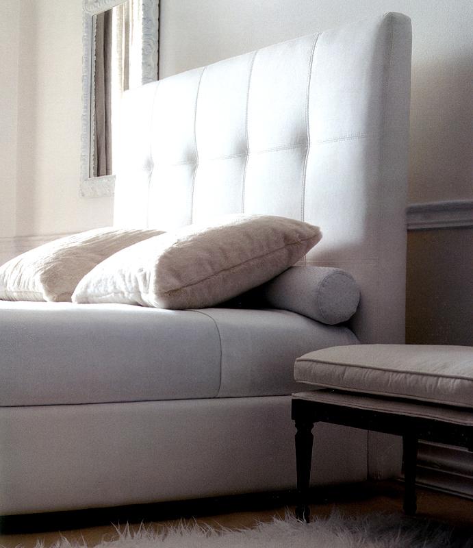 Купить Кровать TRINIDAD Bedding в магазине итальянской мебели Irice home фото №2