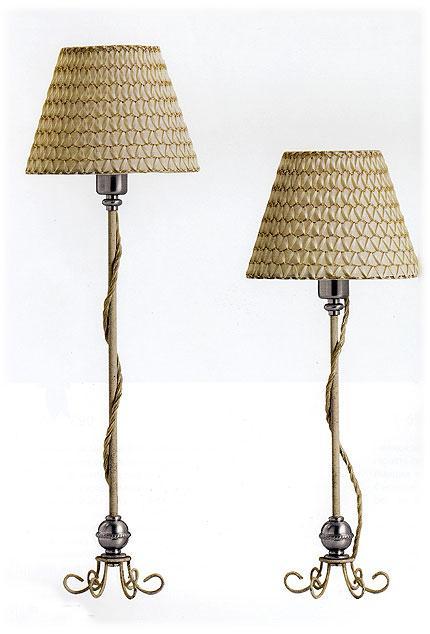 Купить Настольная лампа BAGA (PATRIZIA GARGANTI) 688 Baga в магазине итальянской мебели Irice home