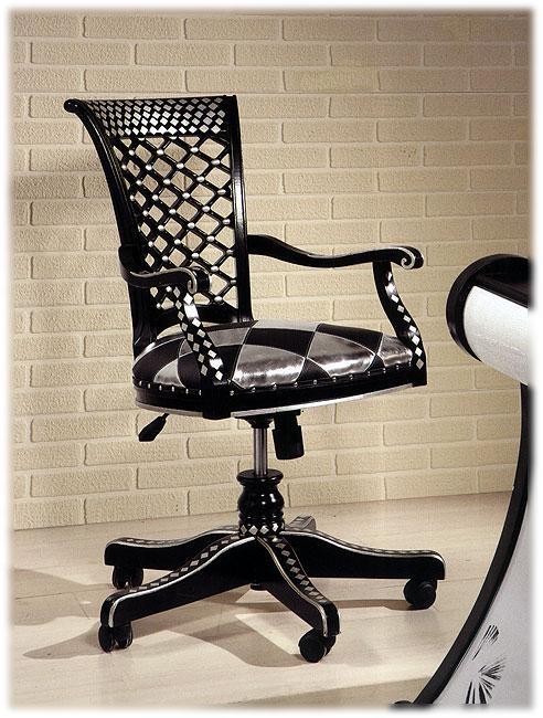 Купить Рабочее кресло Boss A723.F274 RM Arredamenti в магазине итальянской мебели Irice home