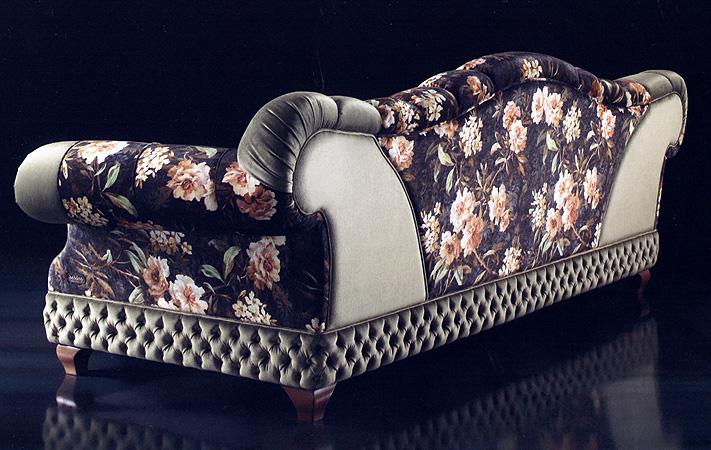 Купить Диван BEVERLY 3POSTI Bedding в магазине итальянской мебели Irice home фото №2