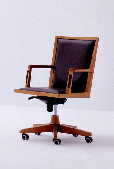Купить Рабочее кресло 900 BOSS 3888 Morelato в магазине итальянской мебели Irice home