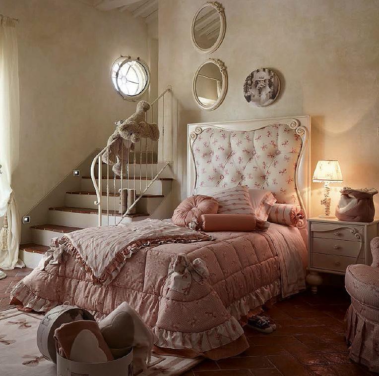 Купить Кровать BOTERO 5007/M + 6101/M Volpi в магазине итальянской мебели Irice home