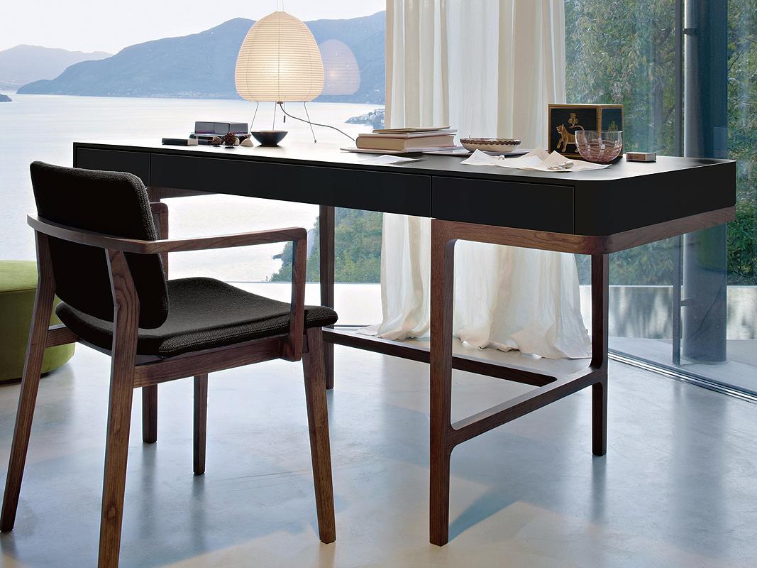 Купить Письменный стол VICTOR EB011 Lema в магазине итальянской мебели Irice home