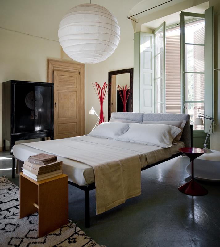 Купить Кровать NYX 1707 Zanotta в магазине итальянской мебели Irice home