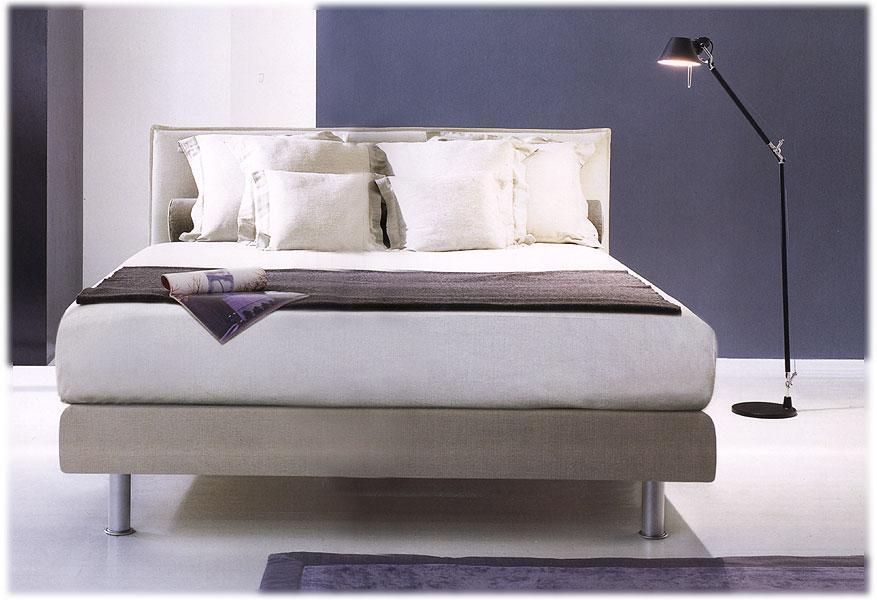Купить Кровать Mister Paco LPM8 Bonaldo в магазине итальянской мебели Irice home