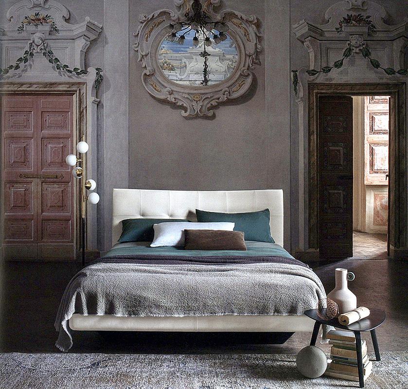 Купить Кровать AURORA DUE 5353270 Poltrona Frau в магазине итальянской мебели Irice home