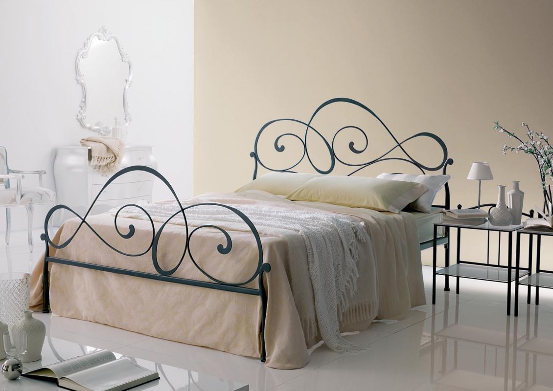 Купить Кровать HELENE Ingenia casa в магазине итальянской мебели Irice home