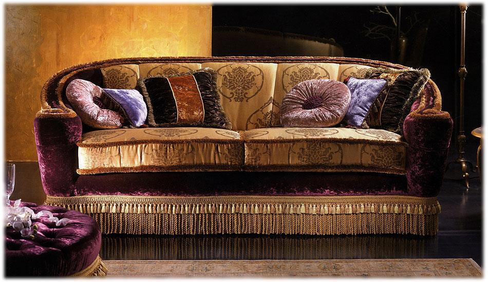 Купить Диван OPULENT 3POSTI Bedding в магазине итальянской мебели Irice home